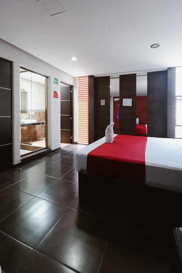 Auto Hotel Las Maravillas Santa Cruz Xoxocotlán Exterior foto